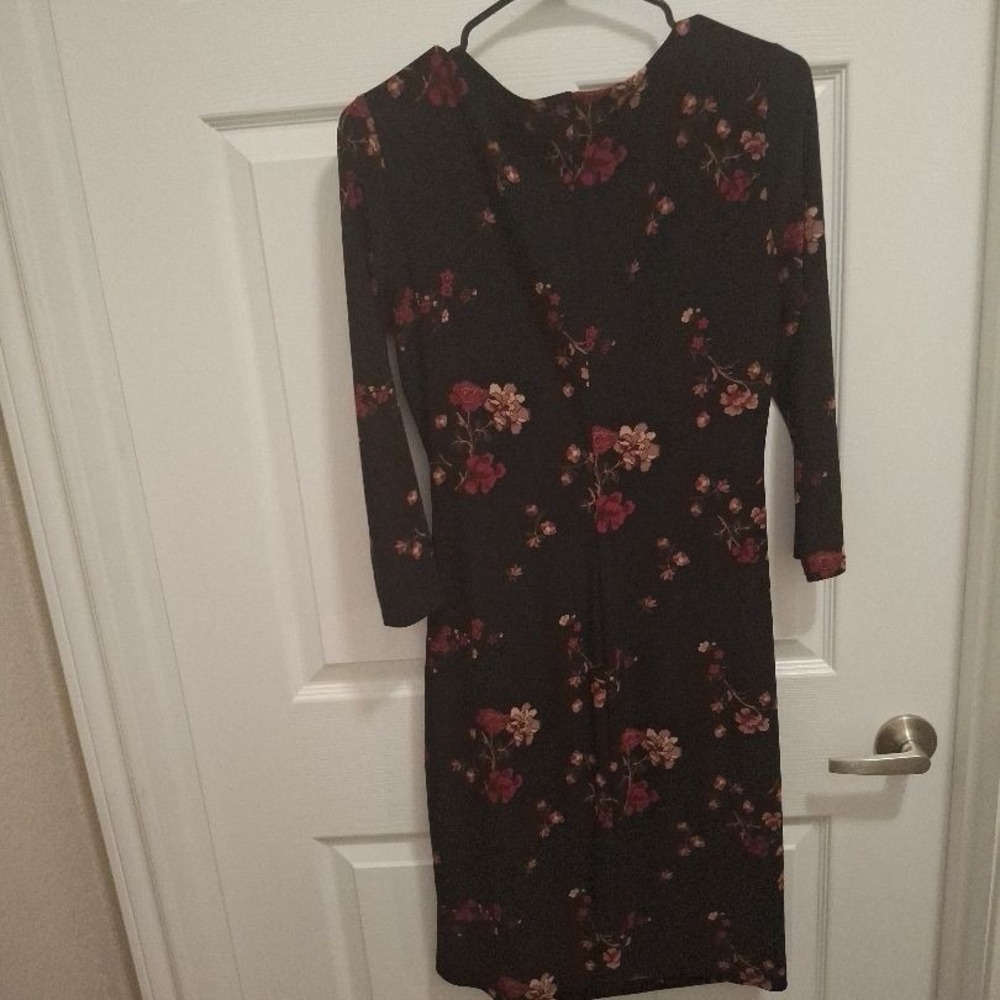 LAUREN RALPH LAUREN‎ Size 8 Black Floral Long Sleeve V-Neck Wrap Ruched Dress - Picture 4 of 11